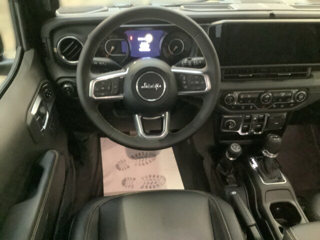 Jeep Wrangler 2025