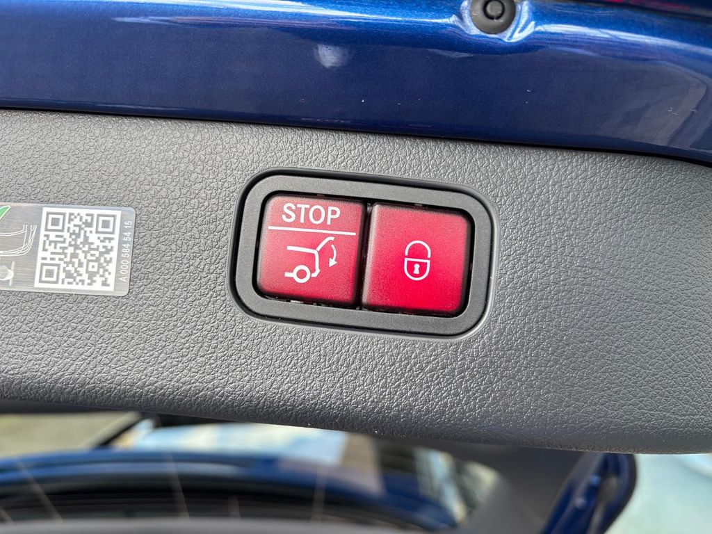 Mercedes-Benz C 300 2024