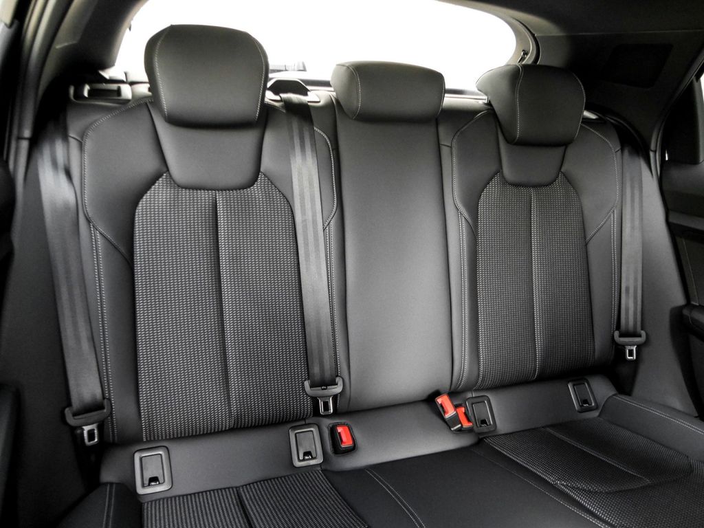 Audi A1 2024