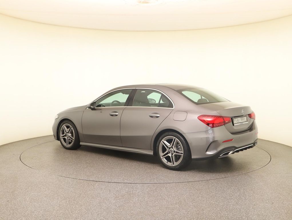 Mercedes-Benz A 200 2024