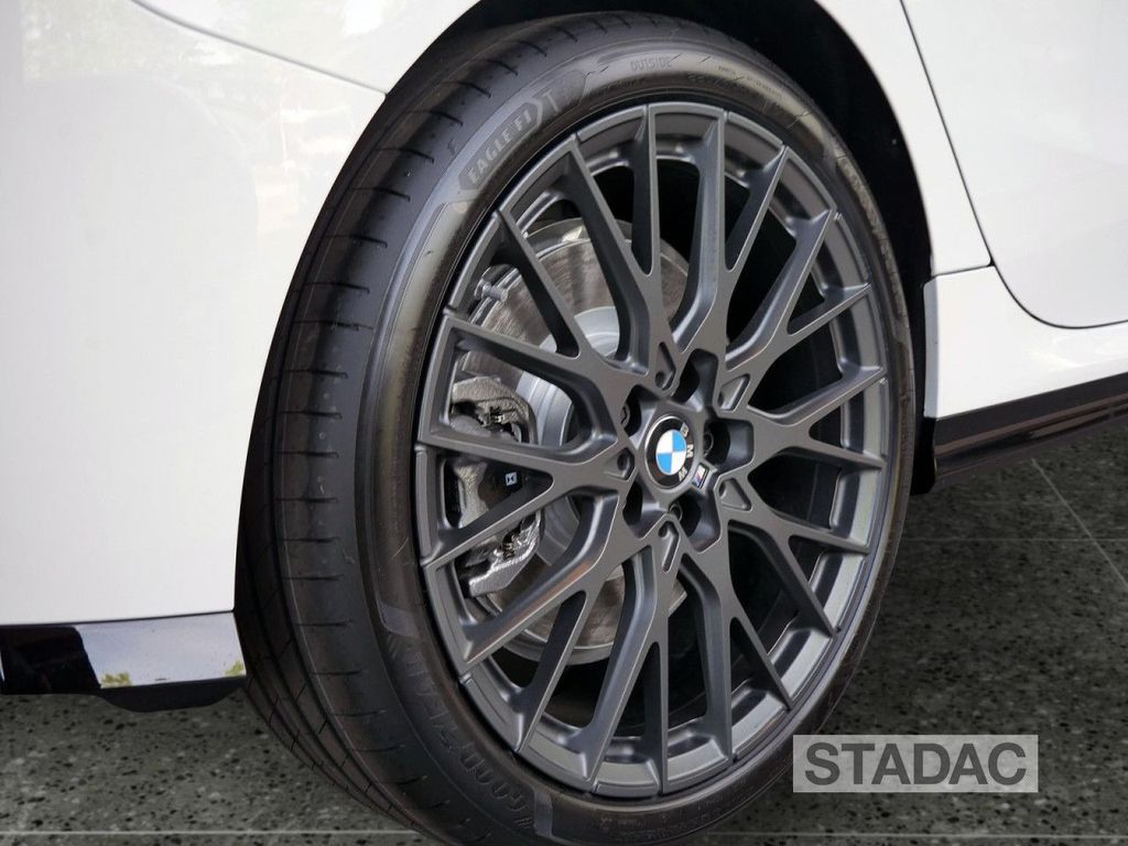 BMW 123