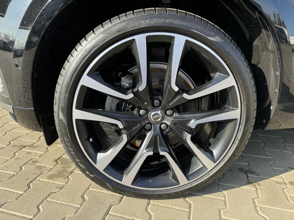 Volvo XC60 2021