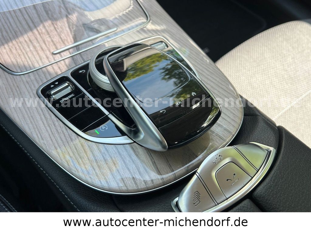 Mercedes-Benz E 220 2021