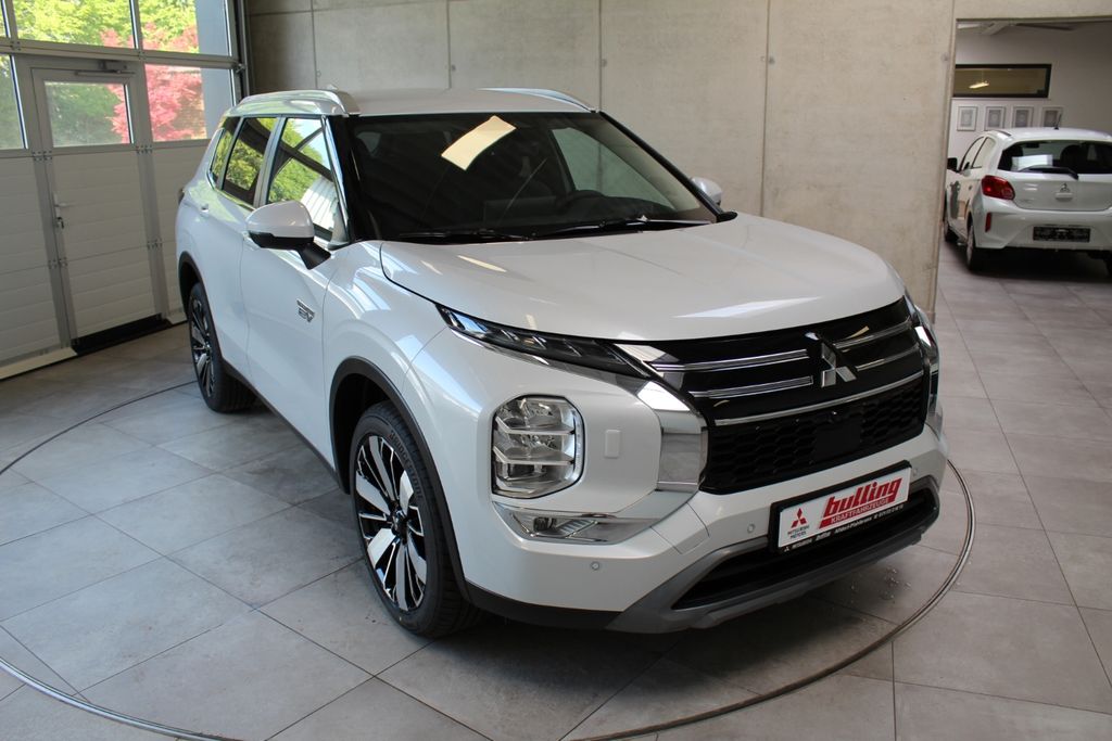 Mitsubishi Outlander 2025