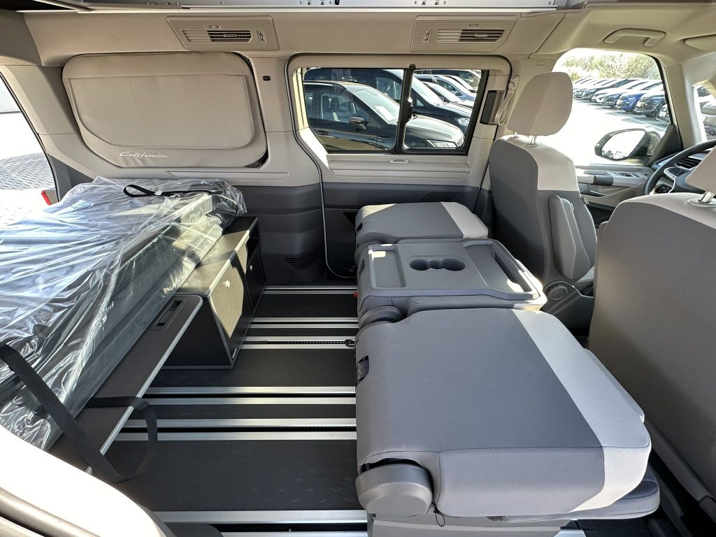 Volkswagen T7 California