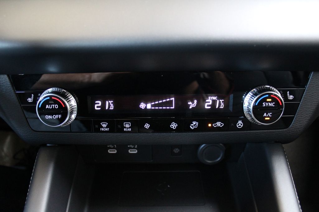 Mitsubishi Outlander 2025