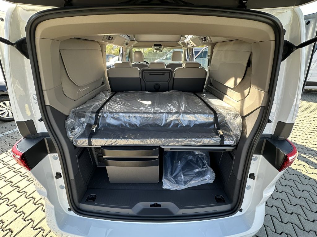 Volkswagen T7 California