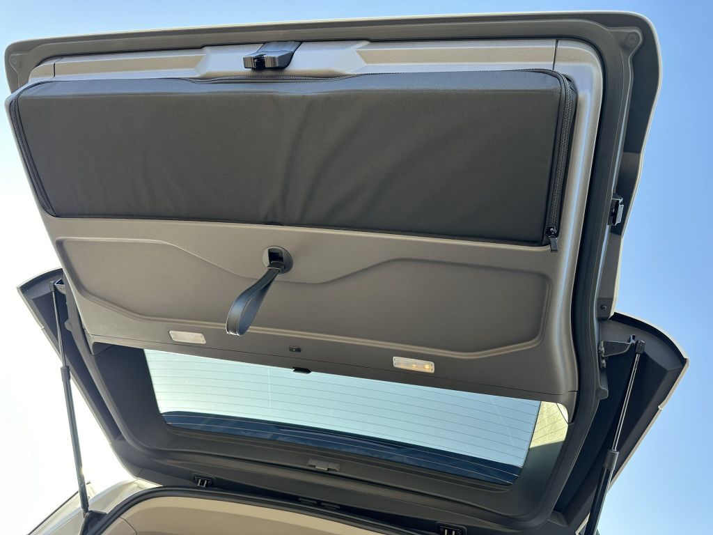 Volkswagen T7 California