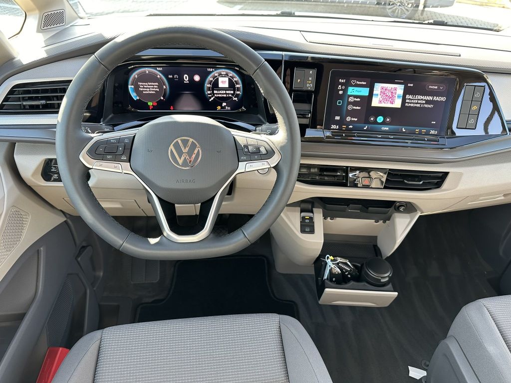 Volkswagen T7 California