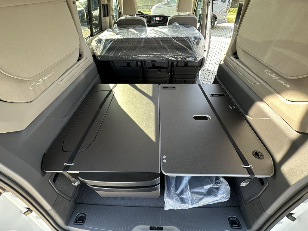 Volkswagen T7 California