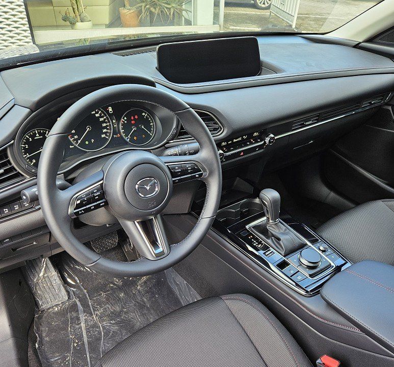 Mazda CX-30 2025