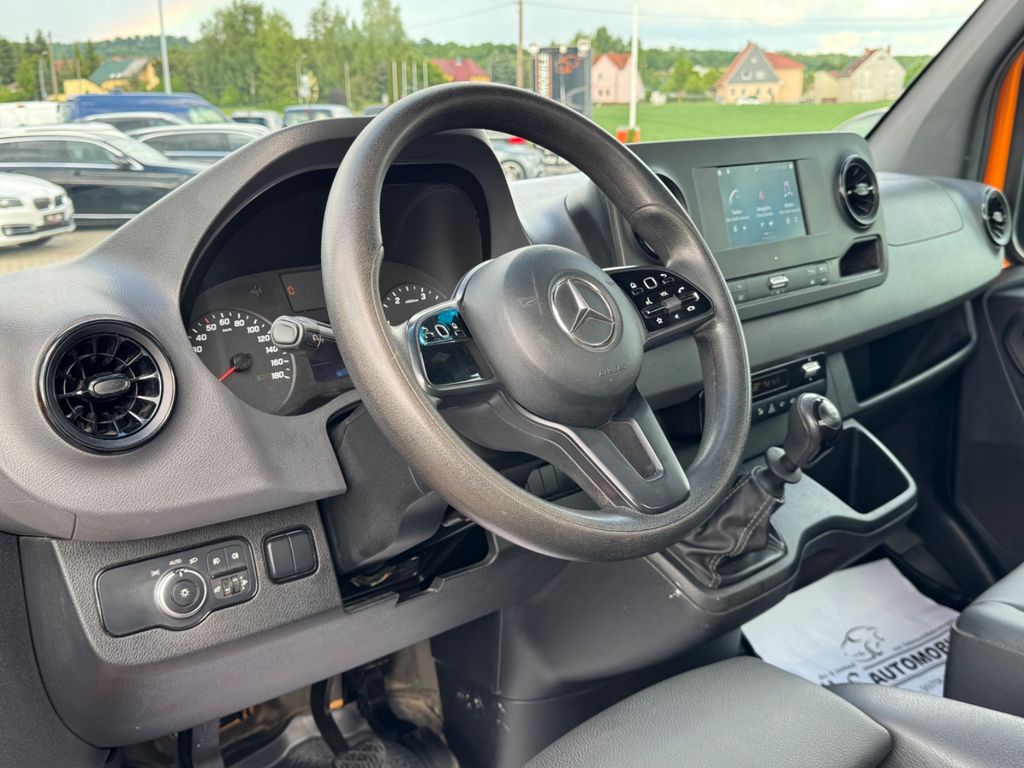 Mercedes-Benz Sprinter 2021