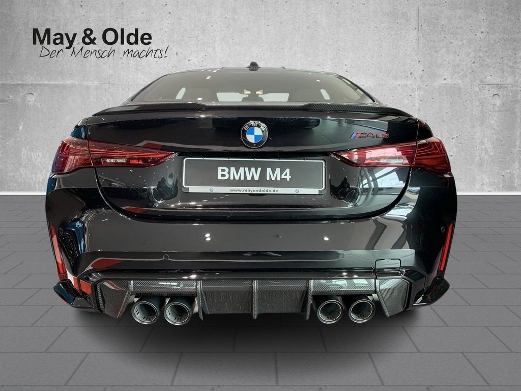 BMW M4 2025