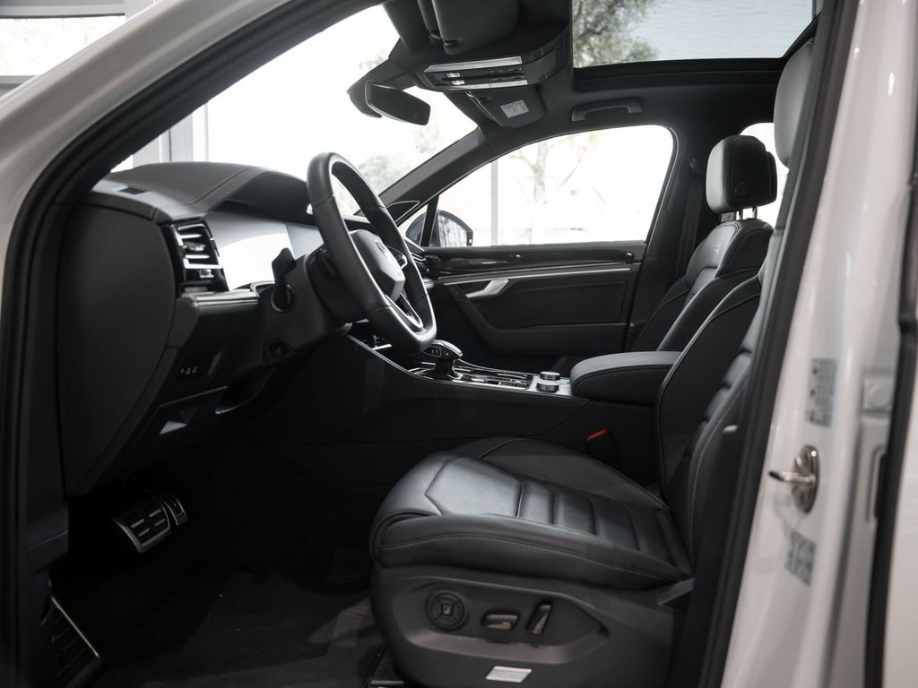 Volkswagen Touareg 2025