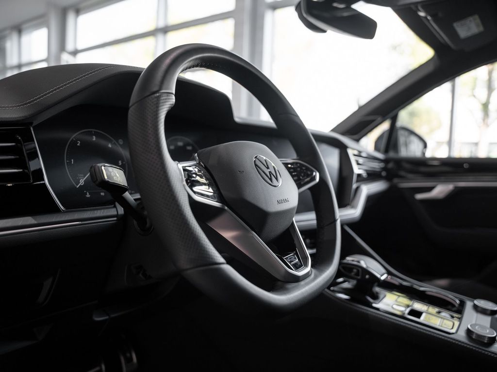 Volkswagen Touareg 2025