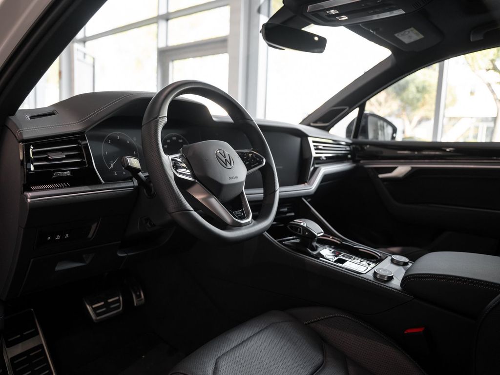 Volkswagen Touareg 2025