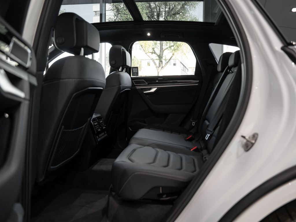 Volkswagen Touareg 2025