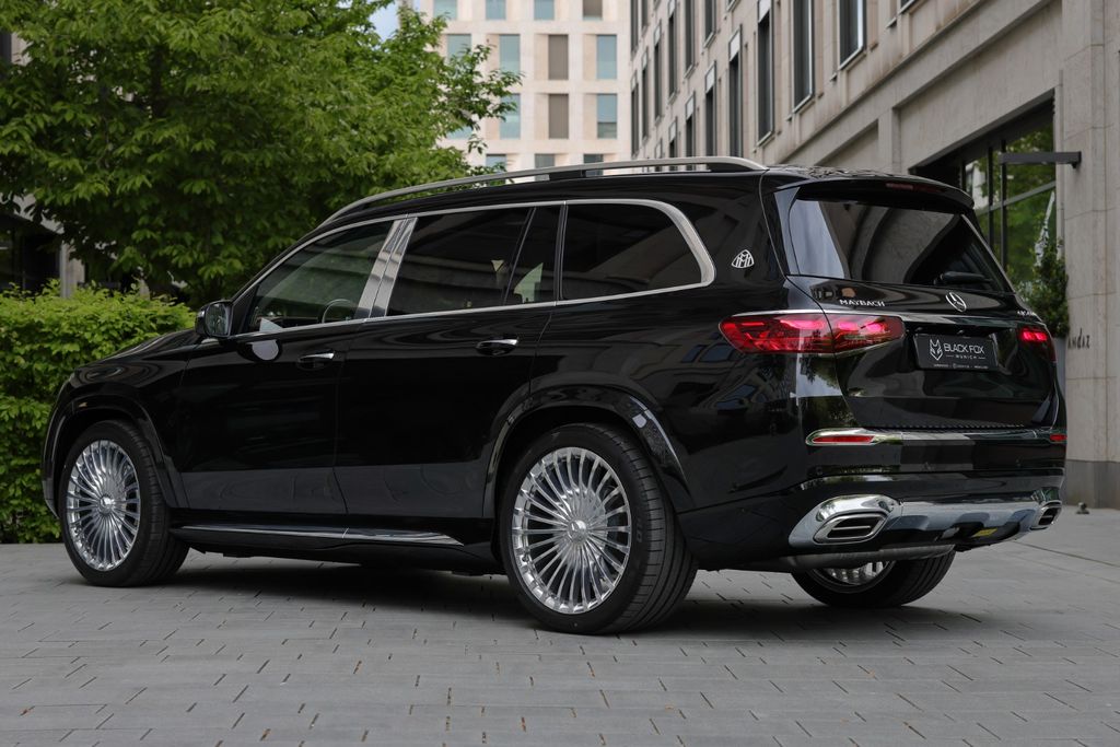 Mercedes-Benz GLS 600