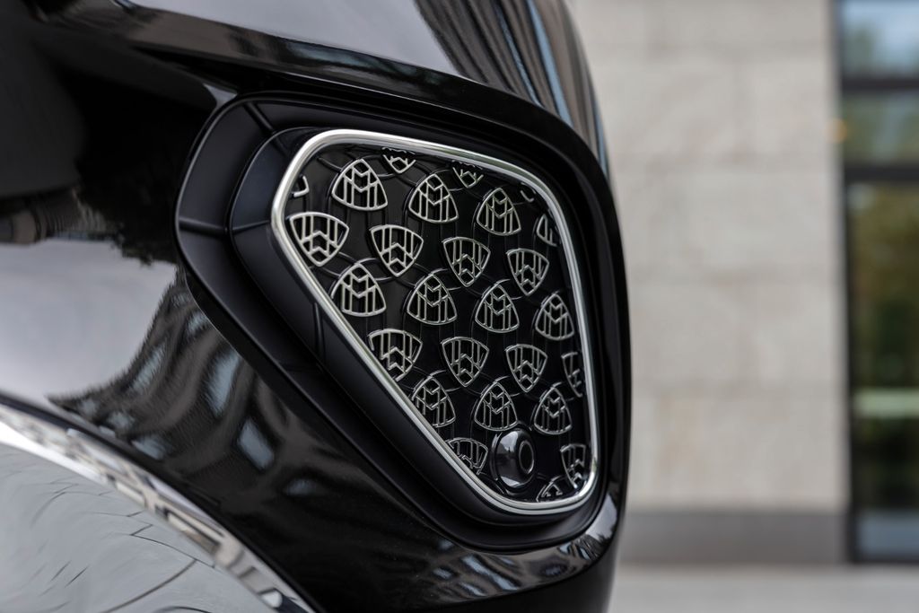 Mercedes-Benz GLS 600