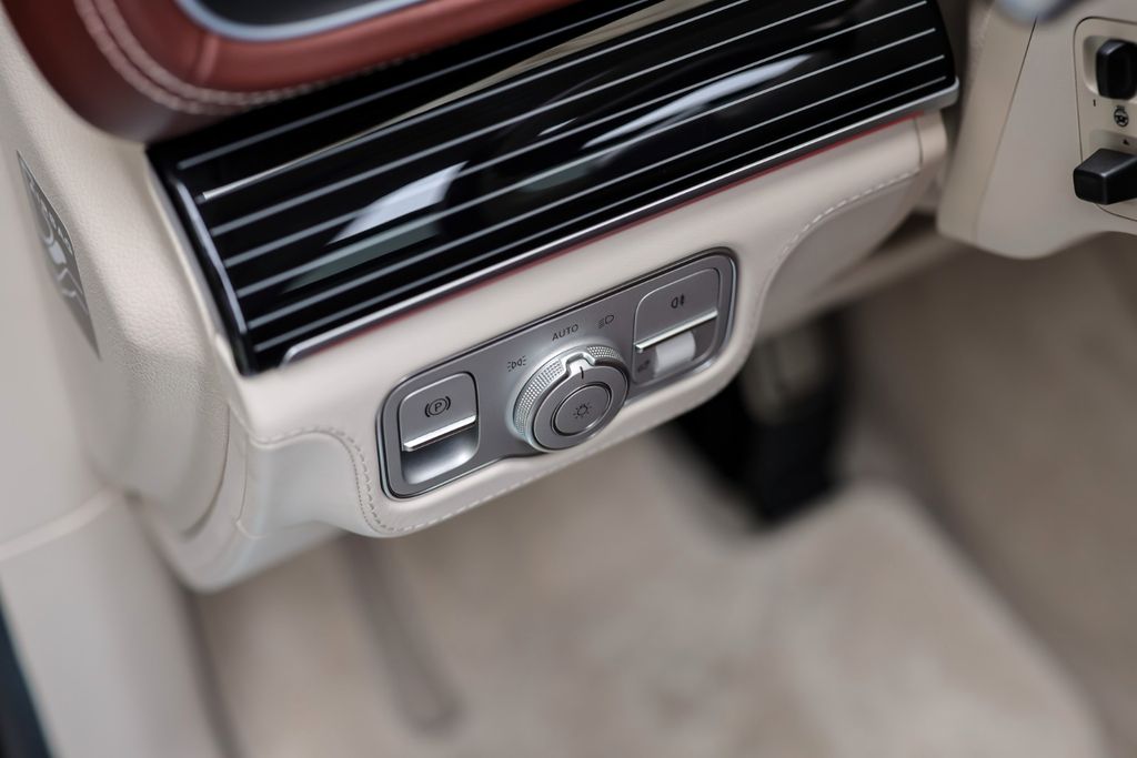 Mercedes-Benz GLS 600