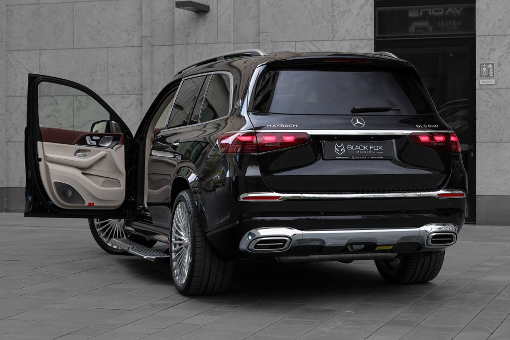 Mercedes-Benz GLS 600