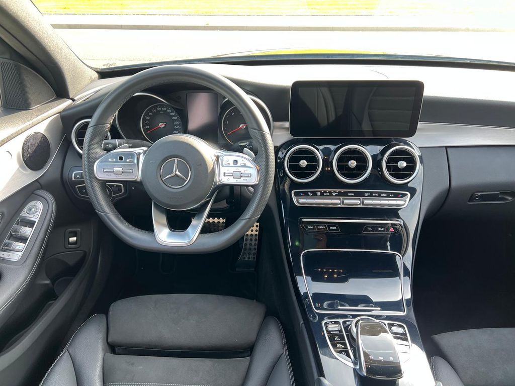 Mercedes-Benz C 300 2020