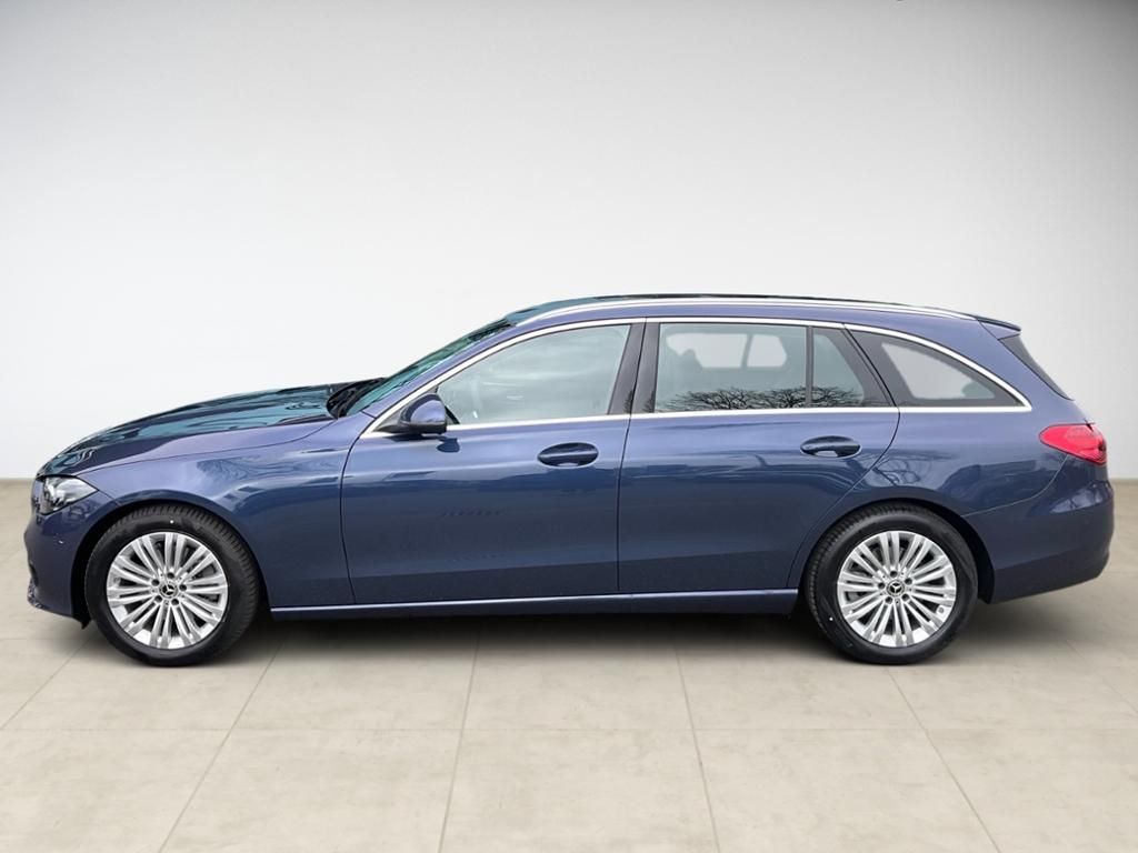 Mercedes-Benz C 220 2025