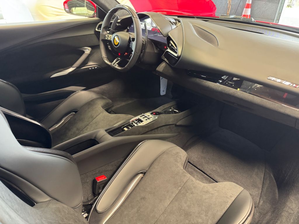 Ferrari 296 GTB 2025