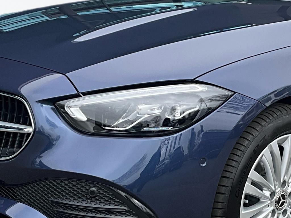 Mercedes-Benz C 220 2025