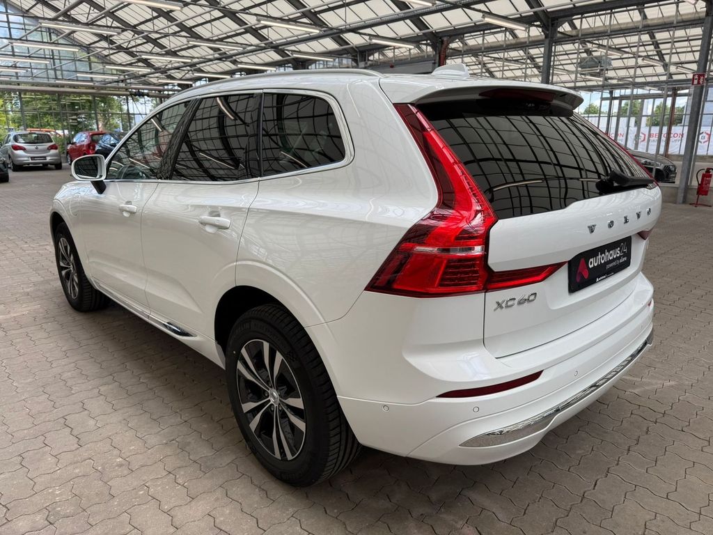 Volvo XC60 2022