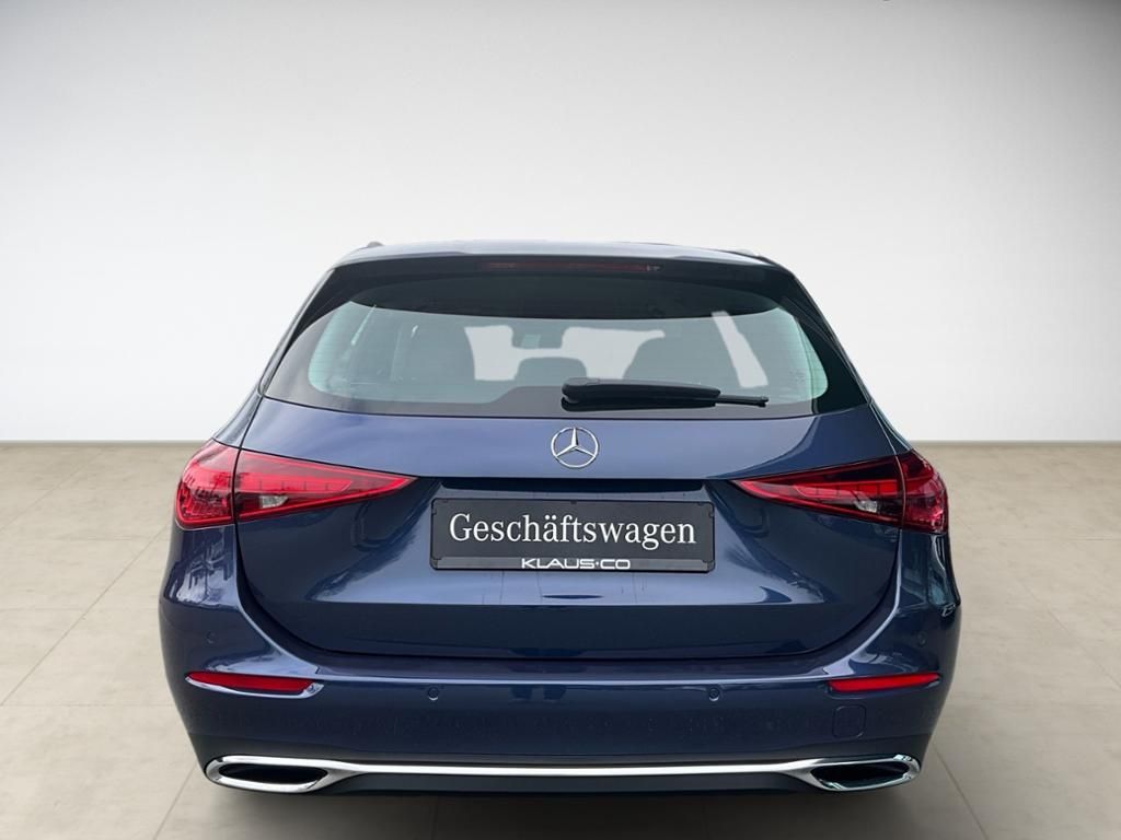 Mercedes-Benz C 220 2025