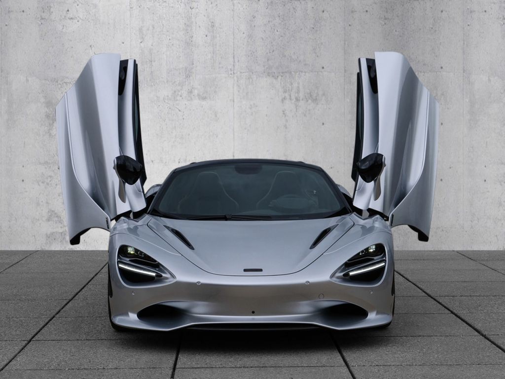 McLaren 750S 2025