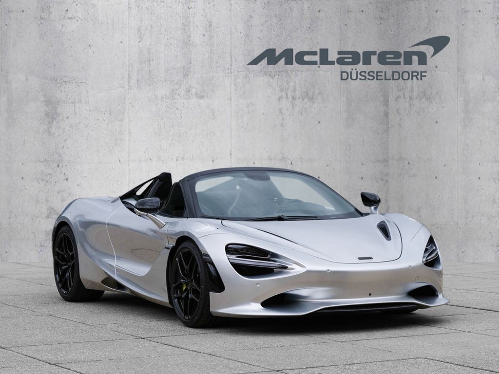 McLaren 750S 2025