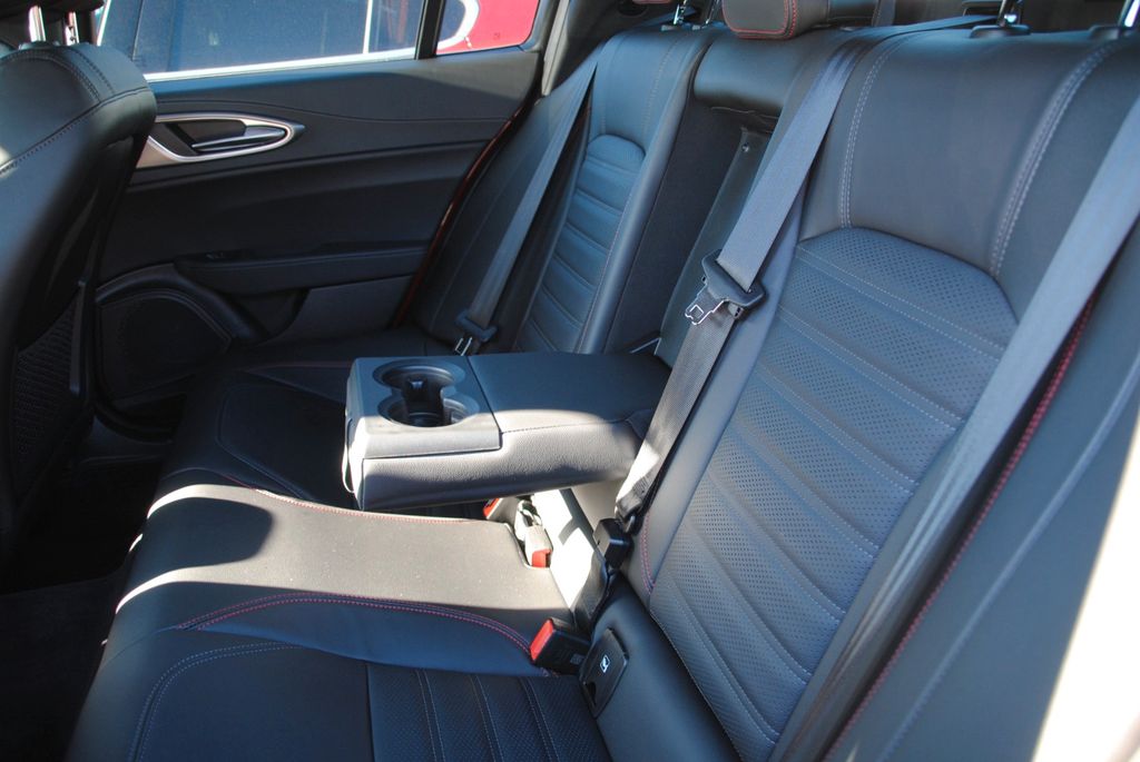 Alfa Romeo Giulia 2023