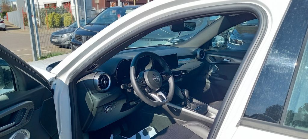 Alfa Romeo Tonale 2023