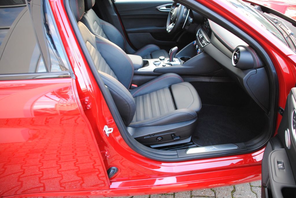 Alfa Romeo Giulia 2023