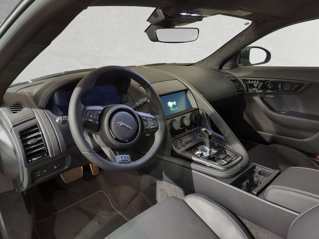 Jaguar F-Type 2024