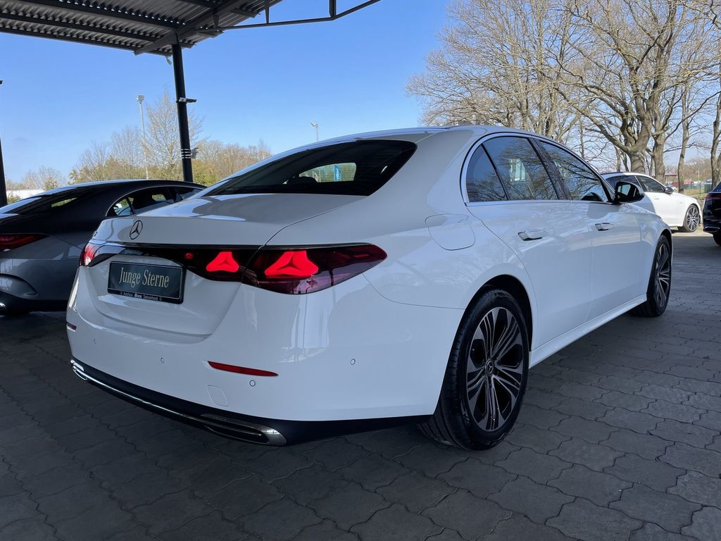 Mercedes-Benz E 200 2023