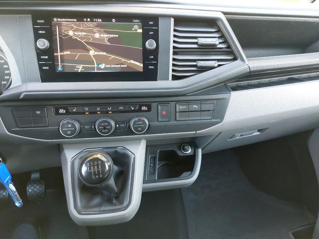 Volkswagen T6 Caravelle 2023