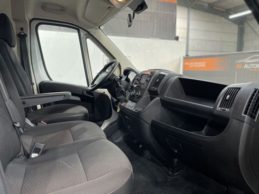 Opel Movano 2023