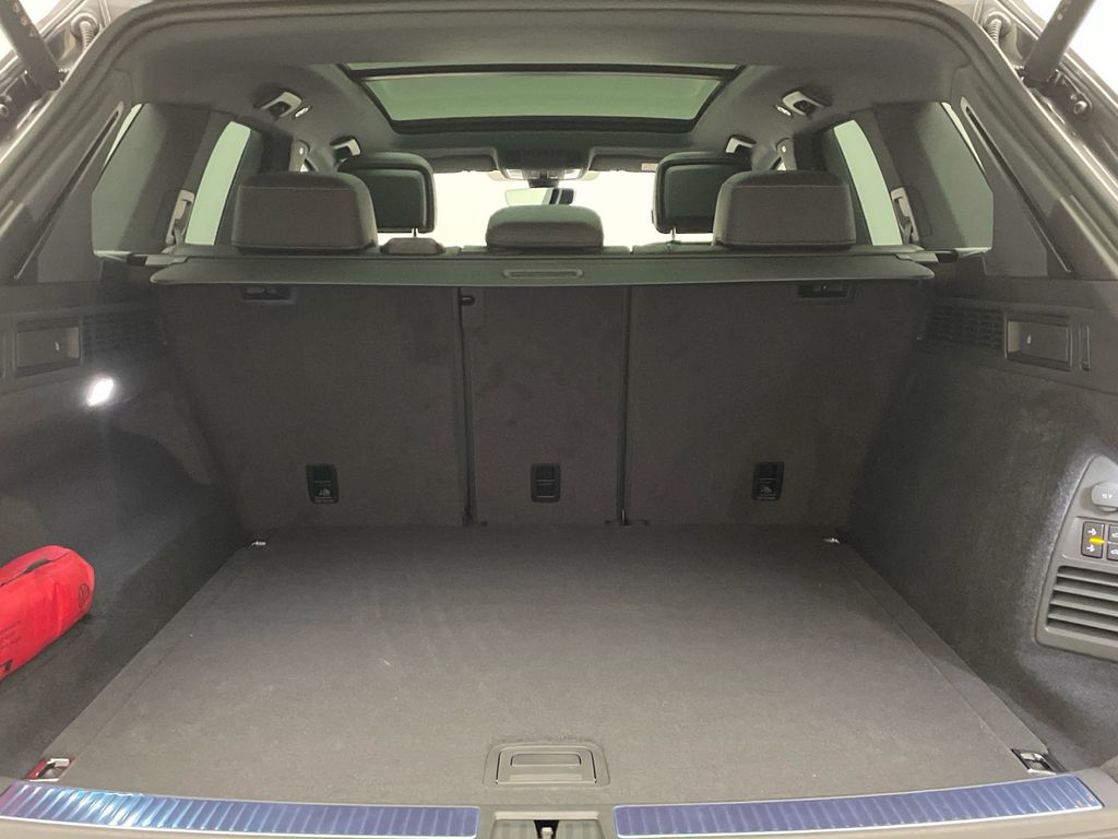 Volkswagen Touareg 2025