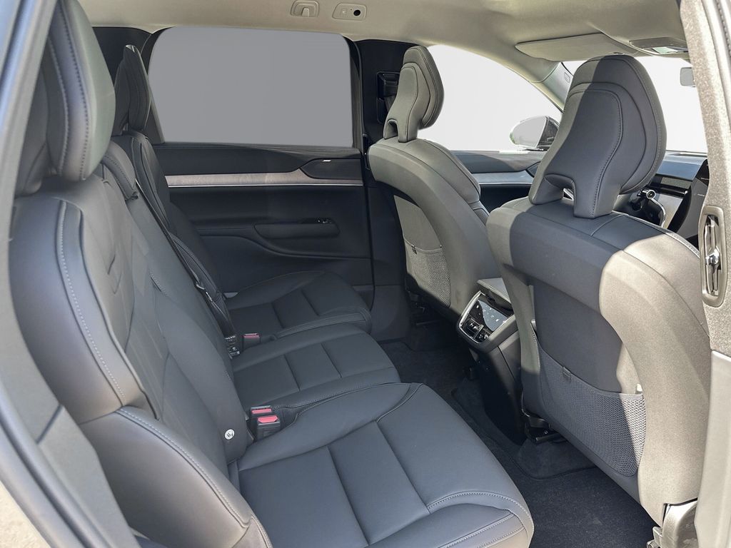 Volvo EX90 2025