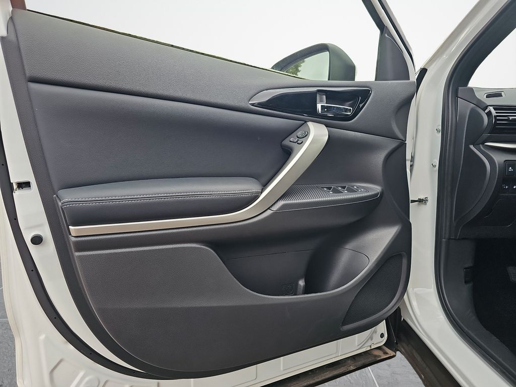 Mitsubishi Eclipse Cross 2024