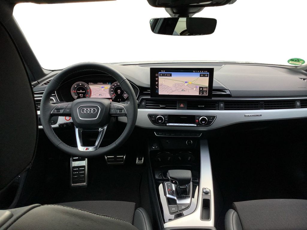 Audi A4 2025