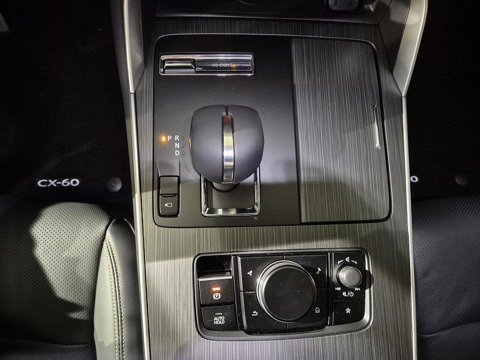 Mazda CX-60 2025