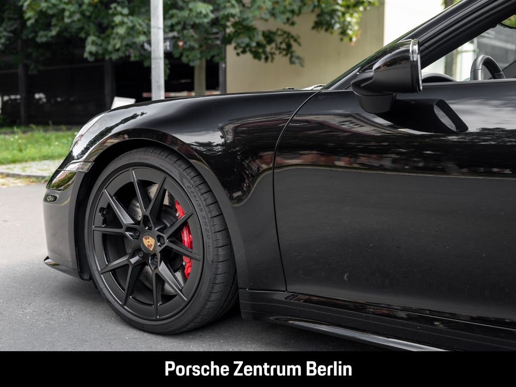 Porsche 992 2025