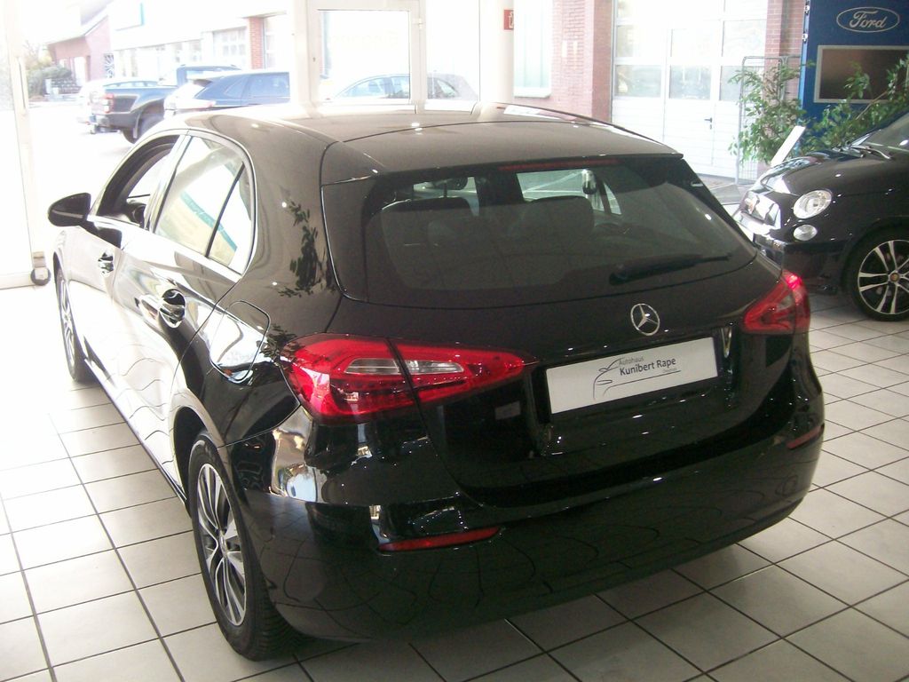 Mercedes-Benz A 180 2021