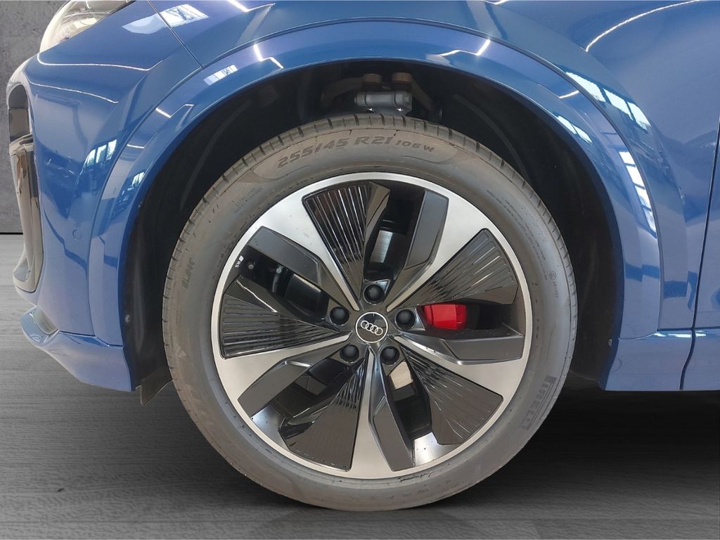 Audi Q6 e-tron 2024