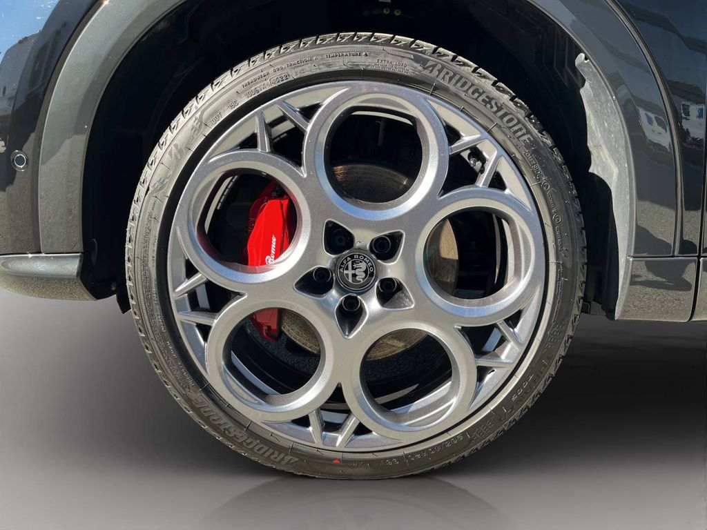 Alfa Romeo Tonale 2023