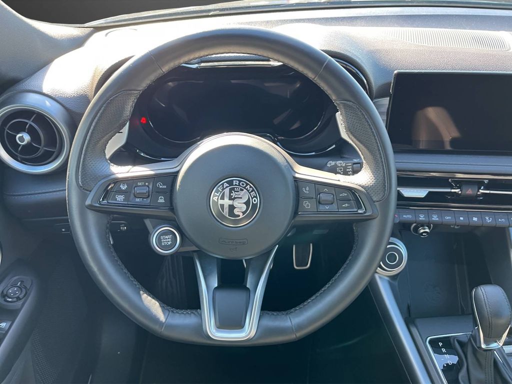 Alfa Romeo Tonale 2023